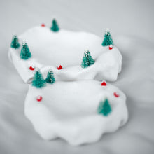 Load image into Gallery viewer, Winter Trinket Dish