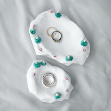 Load image into Gallery viewer, Winter Trinket Dish