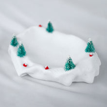 Load image into Gallery viewer, Winter Trinket Dish