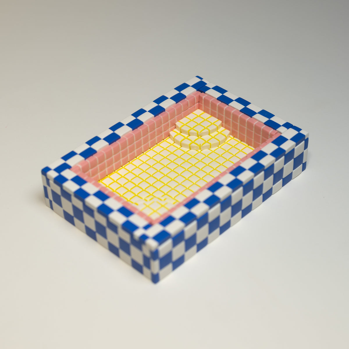 Blue, Pink, Yellow / Spare Parts / Trinket Pool with Flaws