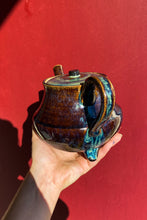 Load image into Gallery viewer, Teapot / Ceramics / *LOCAL PICKUP ONLY*