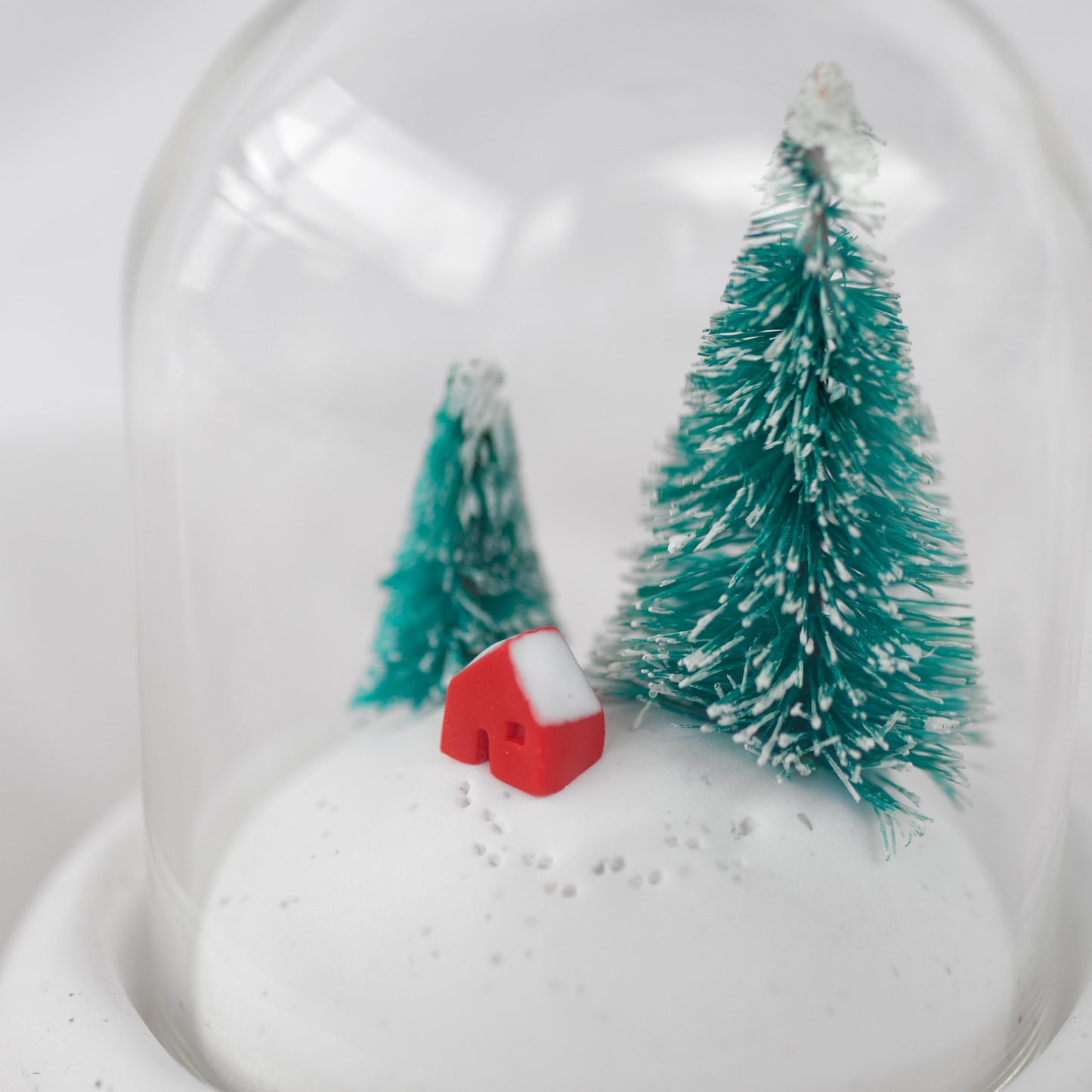 Snowy Forest Homestead / Miniature Landscape Diorama
