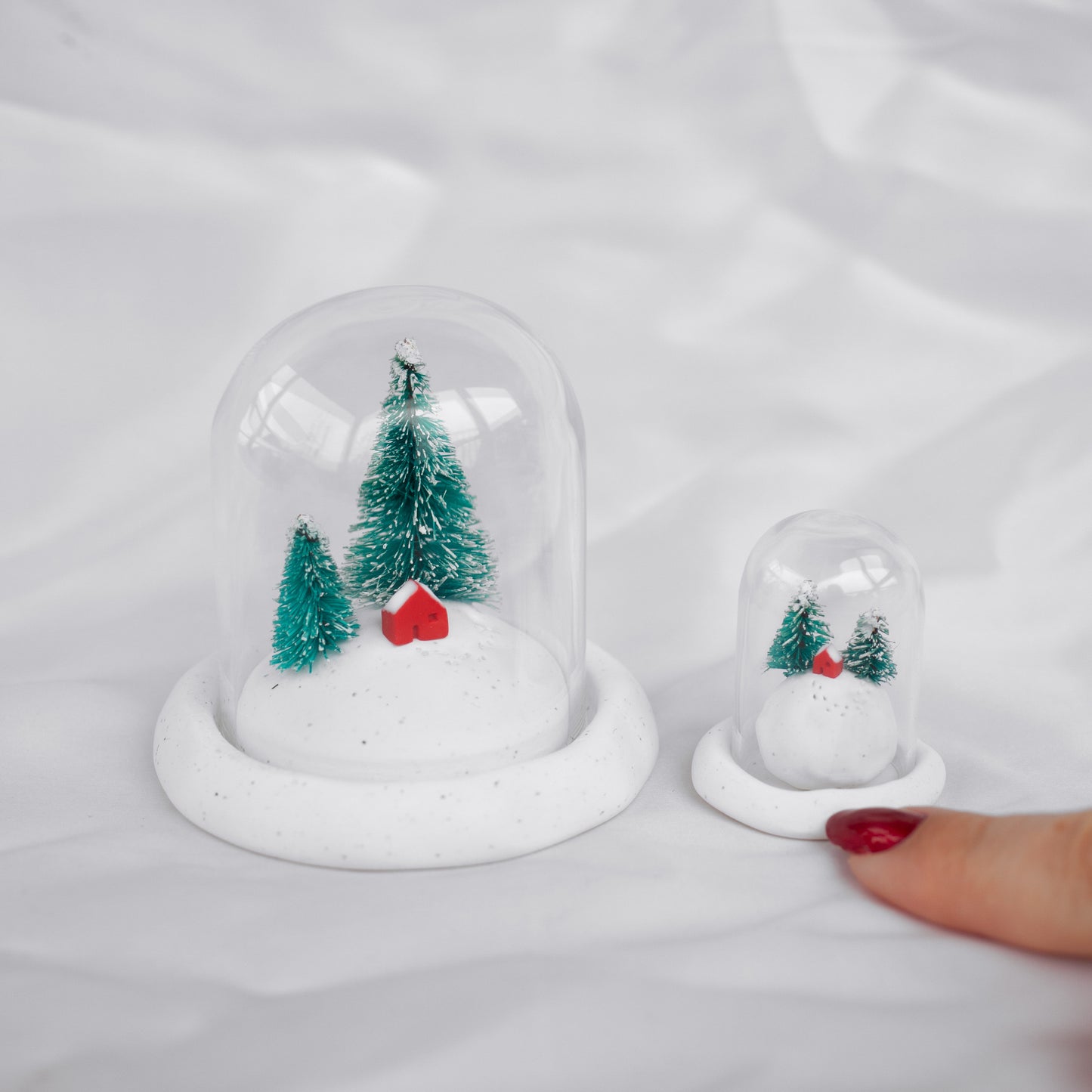 Snowy Forest Homestead / Miniature Landscape Diorama