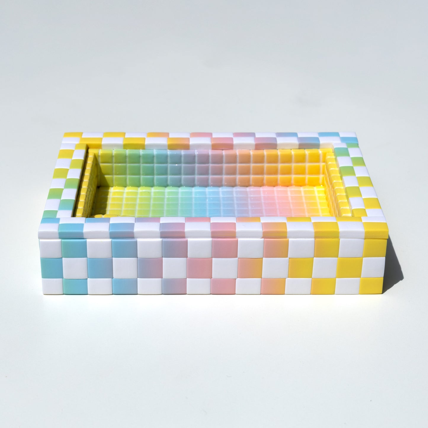 Pastel Gradient / Trinket Pool