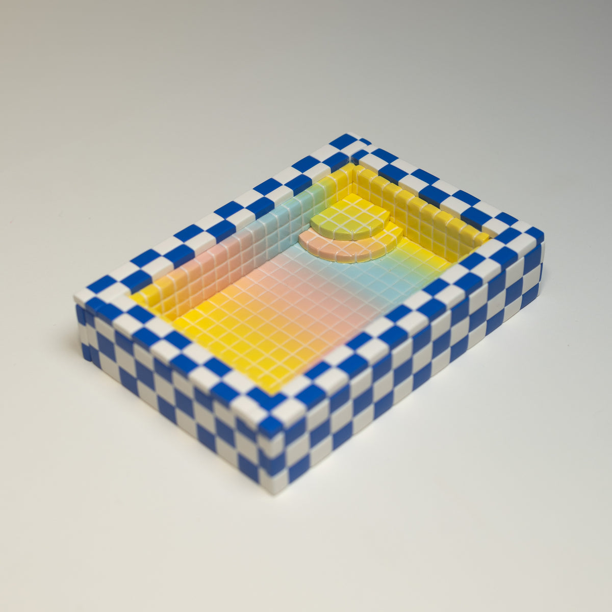 Pastel Gradient #5 / Spare Parts / Trinket Pool with Flaws