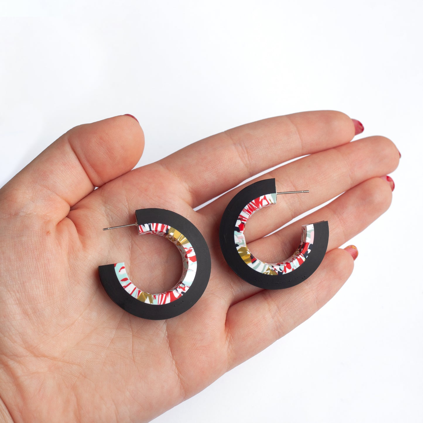 Interior Hoops / Retro Scraps