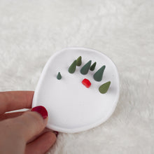 Load image into Gallery viewer, No. 6 / Winter Trinket Dish
